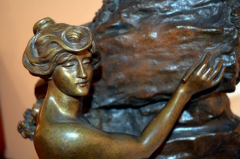 Scultura in bronzo "Allegoria dell'eternità"