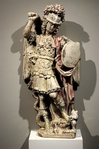 L'Arcangelo Michele schiaccia il Demonio