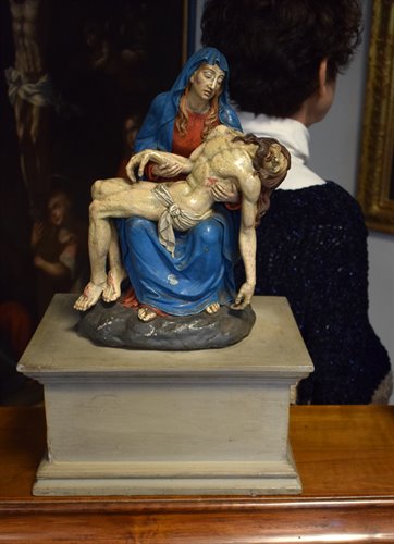 "Pietà"  terre cuite polychrome
